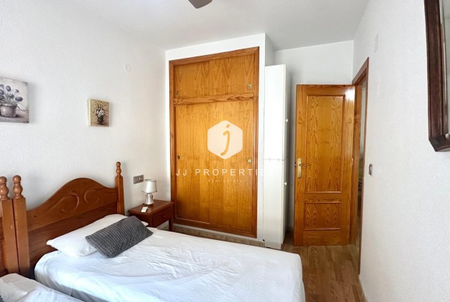Resale - Apartment / flat -
Torrevieja - Acequion