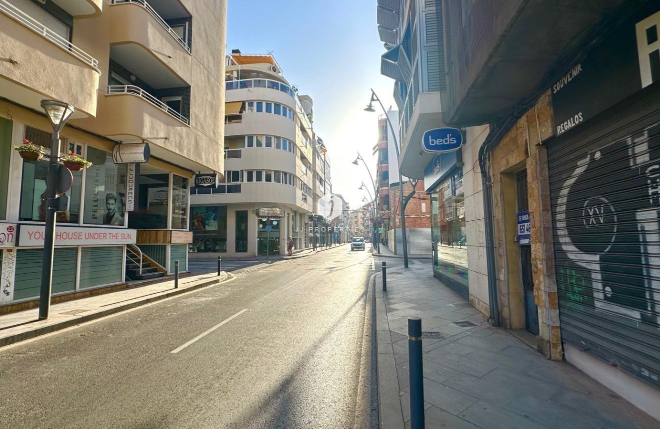 Aus zweiter Hand - Wohnung -
Torrevieja