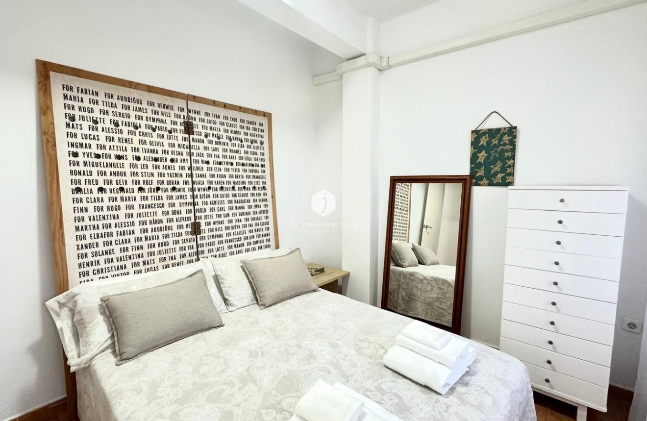 Aus zweiter Hand - Wohnung -
Torrevieja