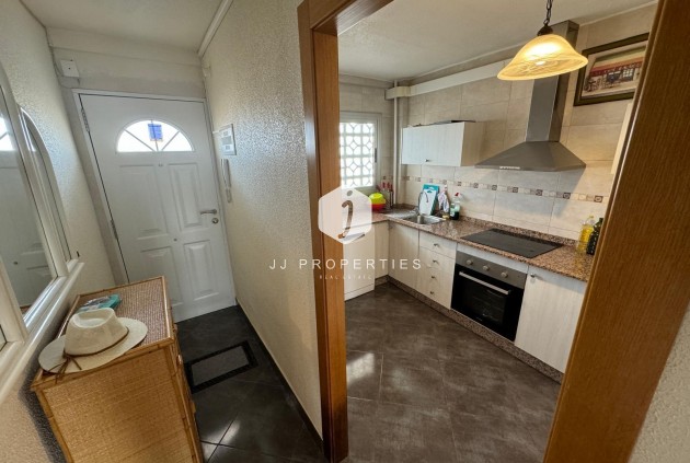 Resale - Apartment / flat -
Torrevieja - Playa del Cura