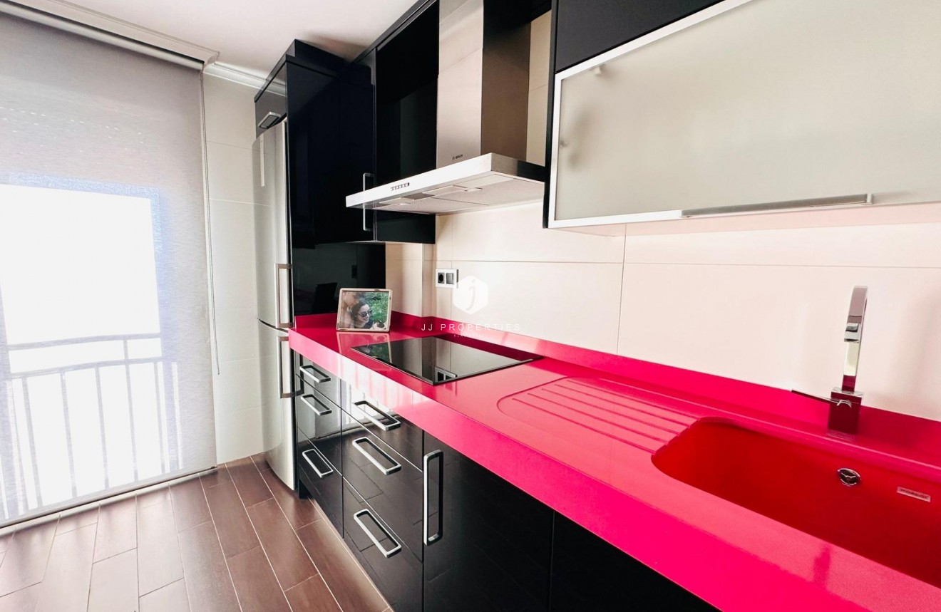 Resale - Apartment / flat -
Torrevieja - Estacion de autobuses