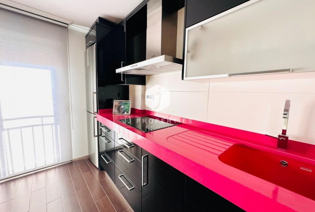 Resale - Apartment / flat -
Torrevieja - Estacion de autobuses