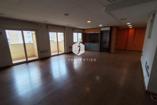 Resale - Apartment / flat -
Torrevieja - Puerto