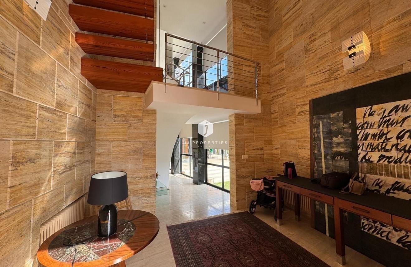 Z drugiej ręki - Villa -
Orihuela Costa - Altos De Campoamor