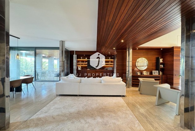 Z drugiej ręki - Villa -
Orihuela Costa - Altos De Campoamor