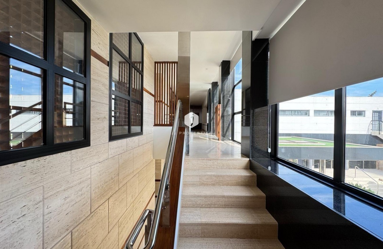 Z drugiej ręki - Villa -
Orihuela Costa - Altos De Campoamor