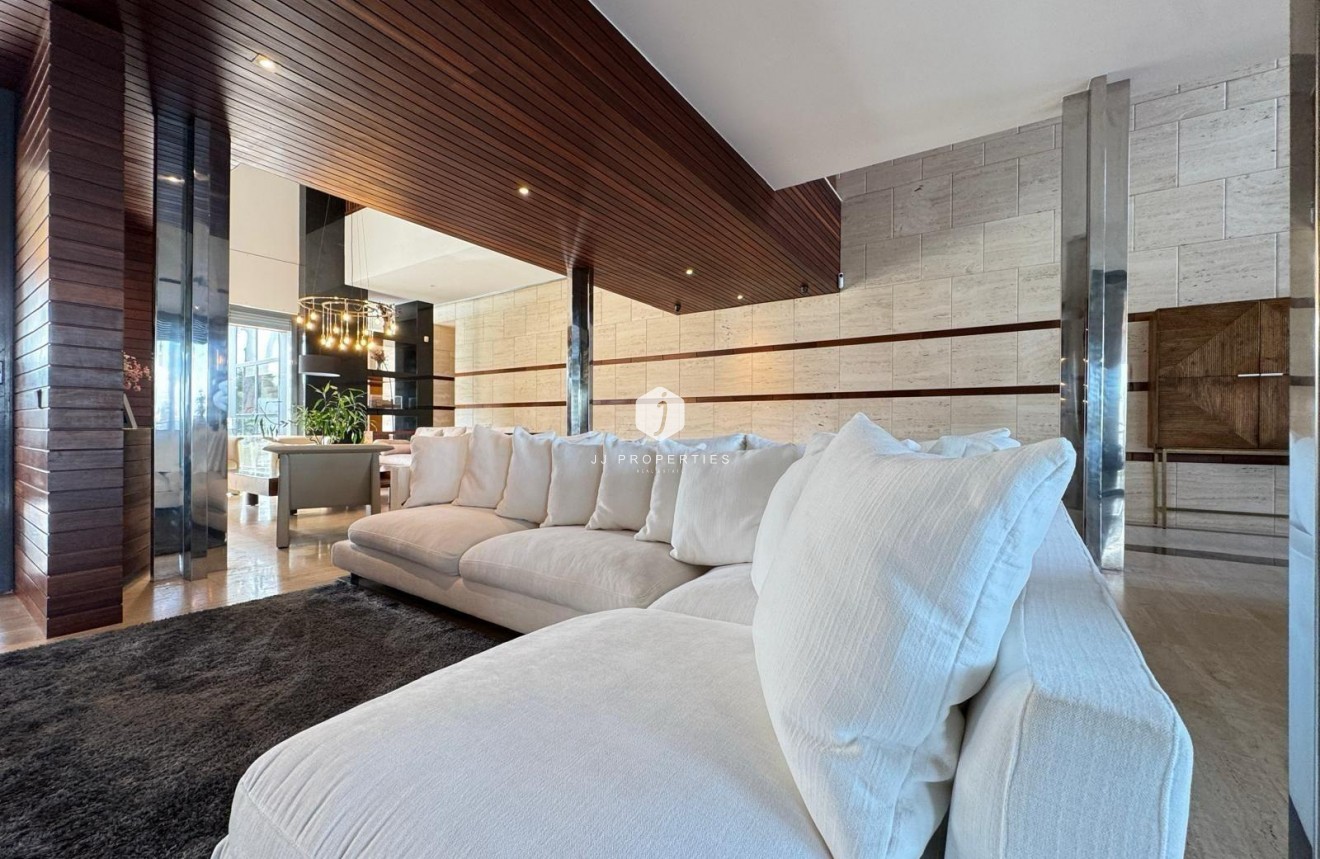 Z drugiej ręki - Villa -
Orihuela Costa - Altos De Campoamor