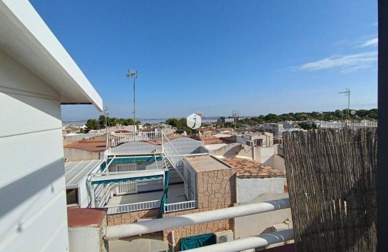 Resale - Apartment / flat -
Torrevieja - Los Balcones