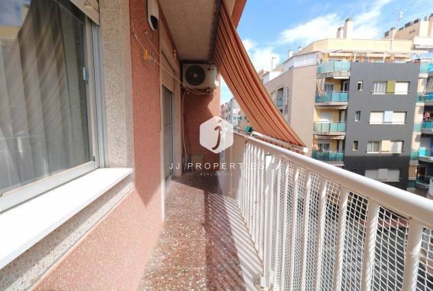 Resale - Apartment / flat -
Torrevieja - Acequion