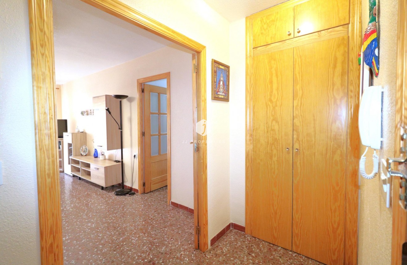 Resale - Apartment / flat -
Torrevieja - Acequion