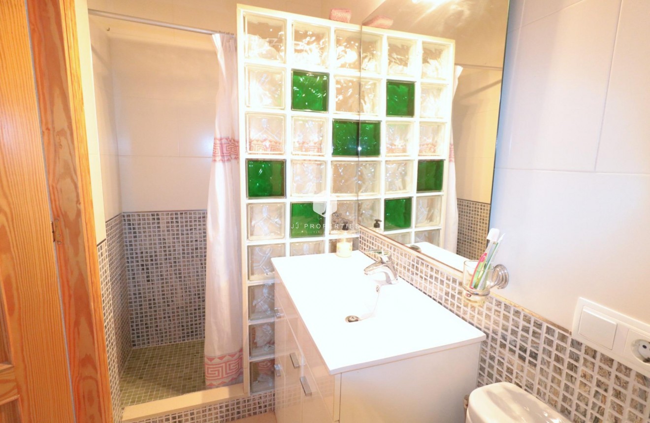 Resale - Apartment / flat -
Torrevieja - Acequion