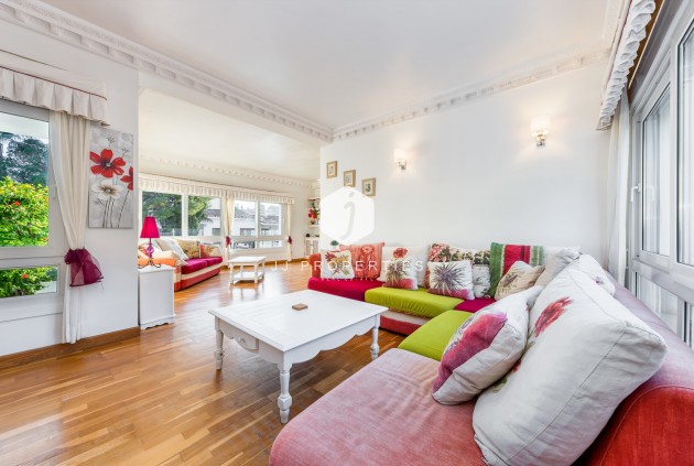 Resale - Villa -
Dehesa de Campoamor - Costa Blanca