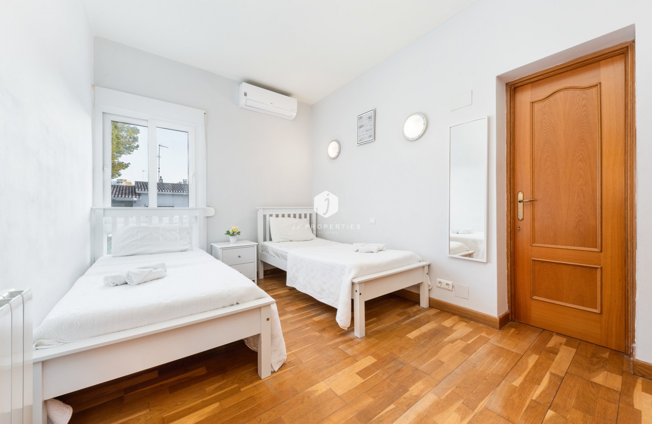 Resale - Villa -
Dehesa de Campoamor - Costa Blanca