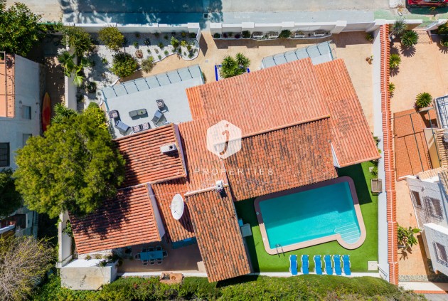 Resale - Villa -
Dehesa de Campoamor - Costa Blanca