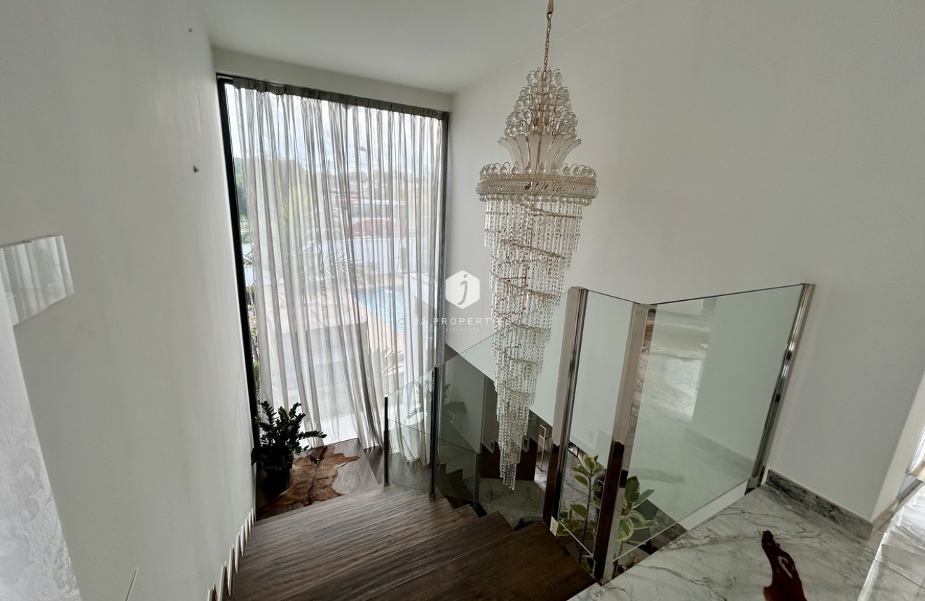 Resale - Villa -
Los Balcones - Costa Blanca