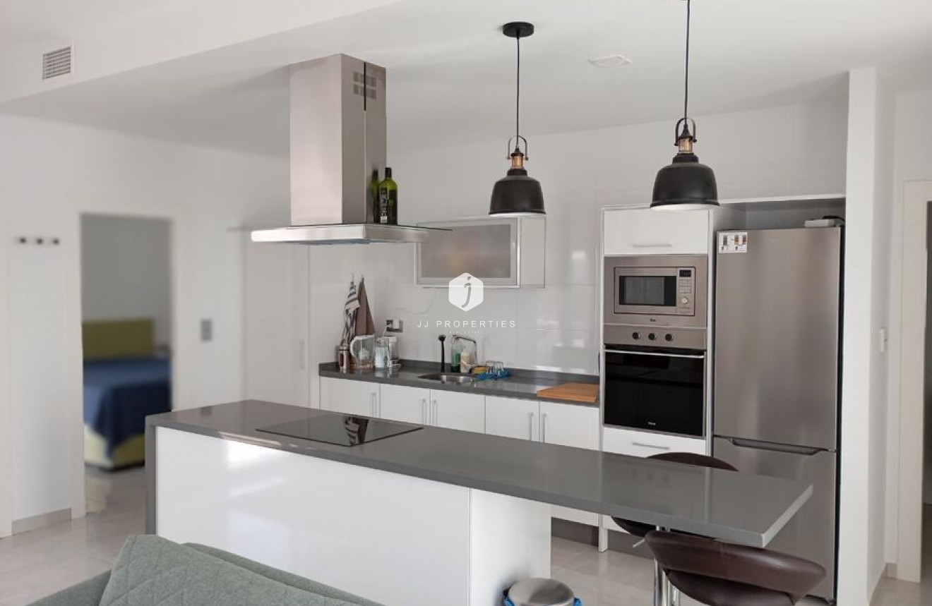 D'occasion - Villa -
Daya Vieja - Costa Blanca