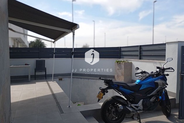 D'occasion - Villa -
Daya Vieja - Costa Blanca