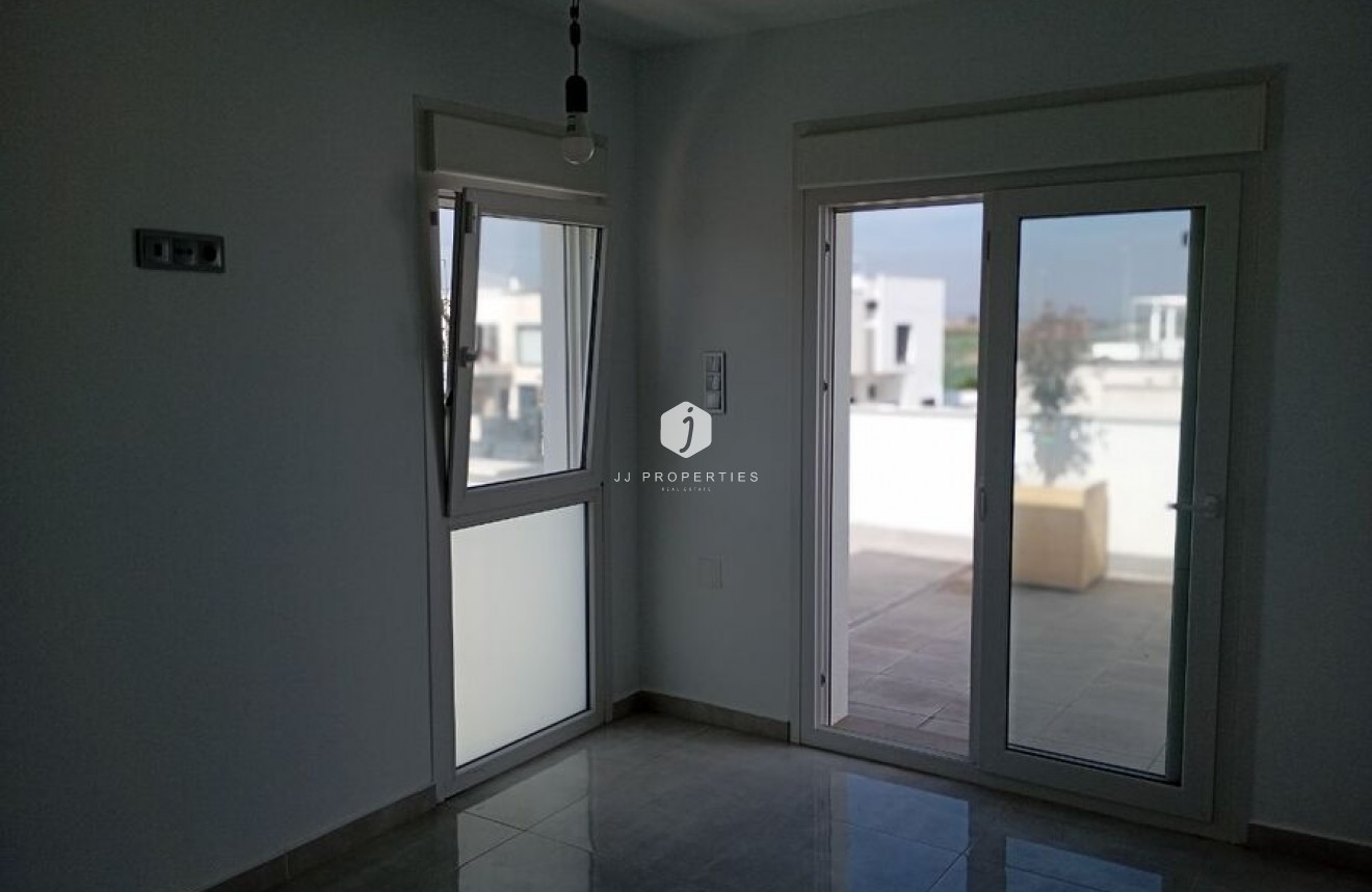 D'occasion - Villa -
Daya Vieja - Costa Blanca