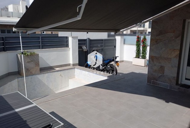 D'occasion - Villa -
Daya Vieja - Costa Blanca