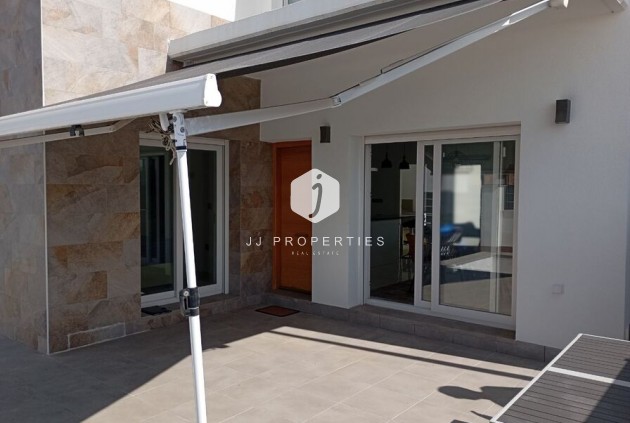 D'occasion - Villa -
Daya Vieja - Costa Blanca