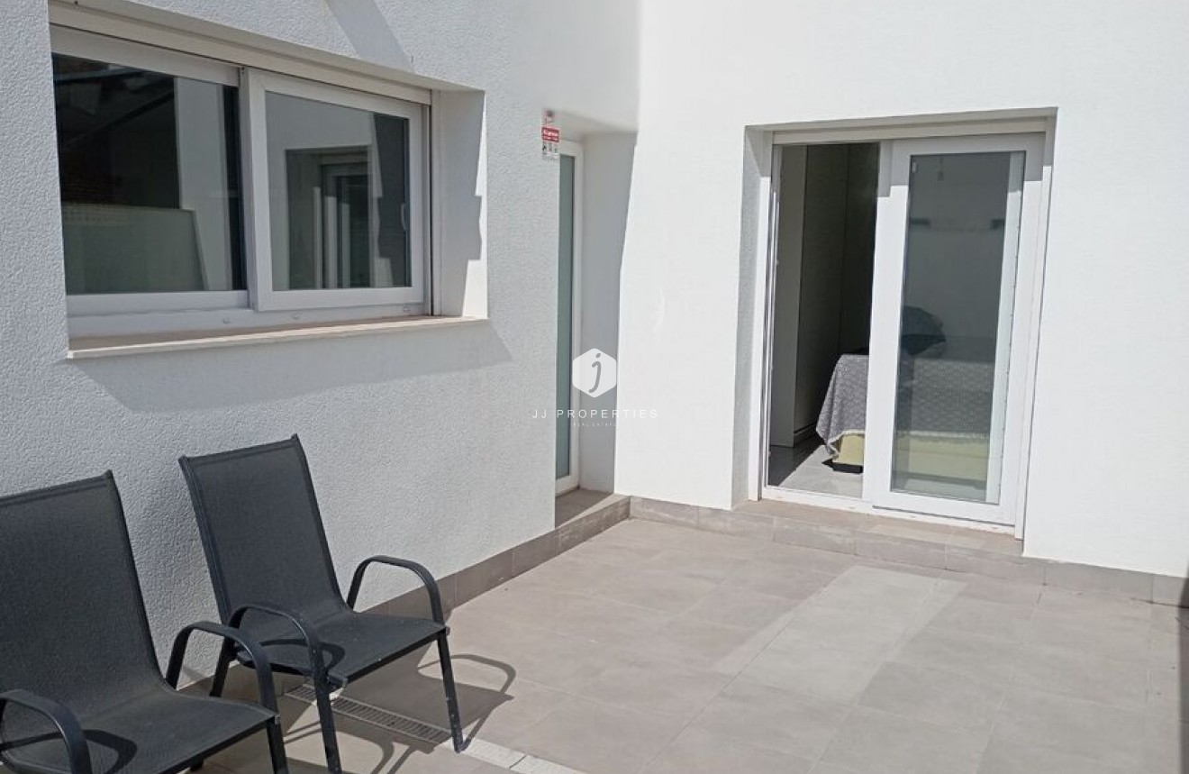 D'occasion - Villa -
Daya Vieja - Costa Blanca