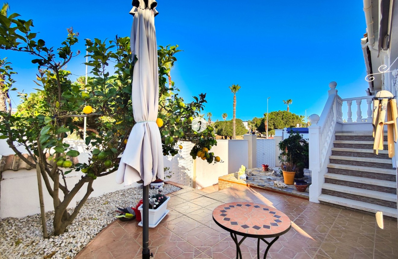 Resale - Villa -
Ciudad Quesada - Costa Blanca