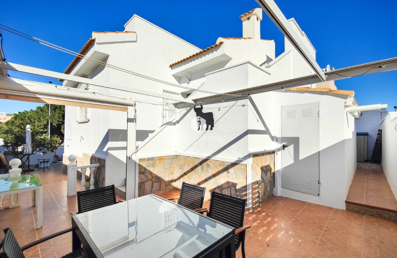 Resale - Villa -
Ciudad Quesada - Costa Blanca