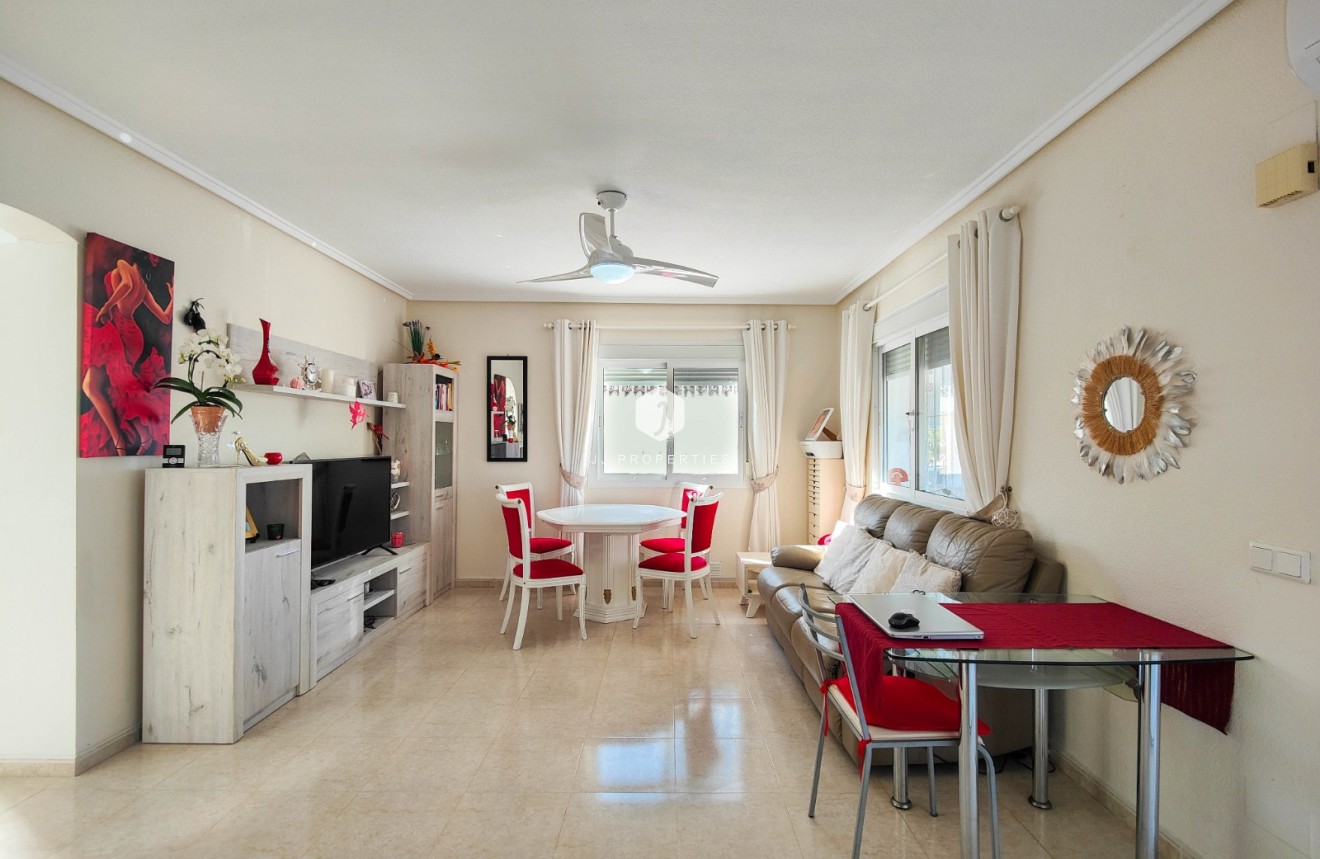 Resale - Villa -
Ciudad Quesada - Costa Blanca