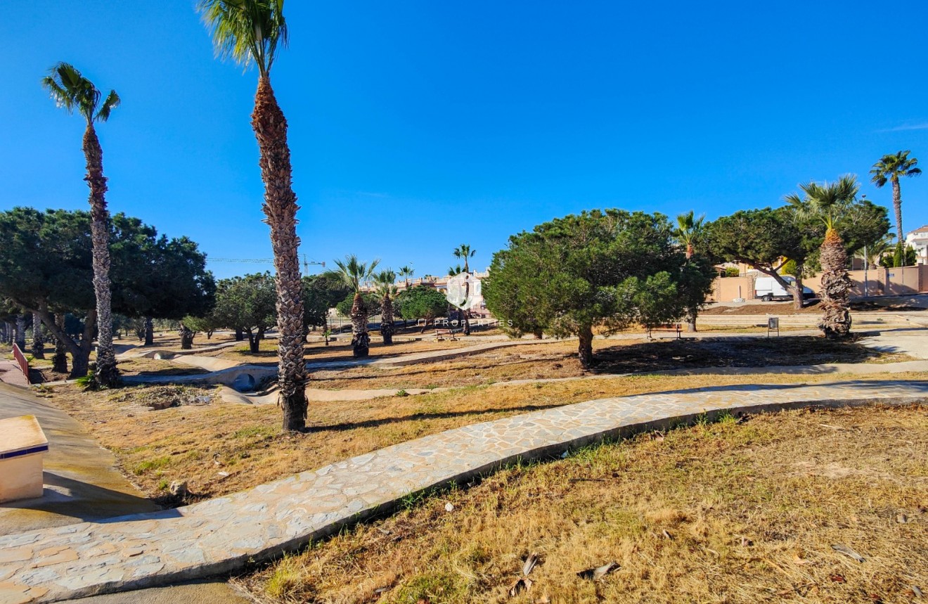 Resale - Villa -
Ciudad Quesada - Costa Blanca