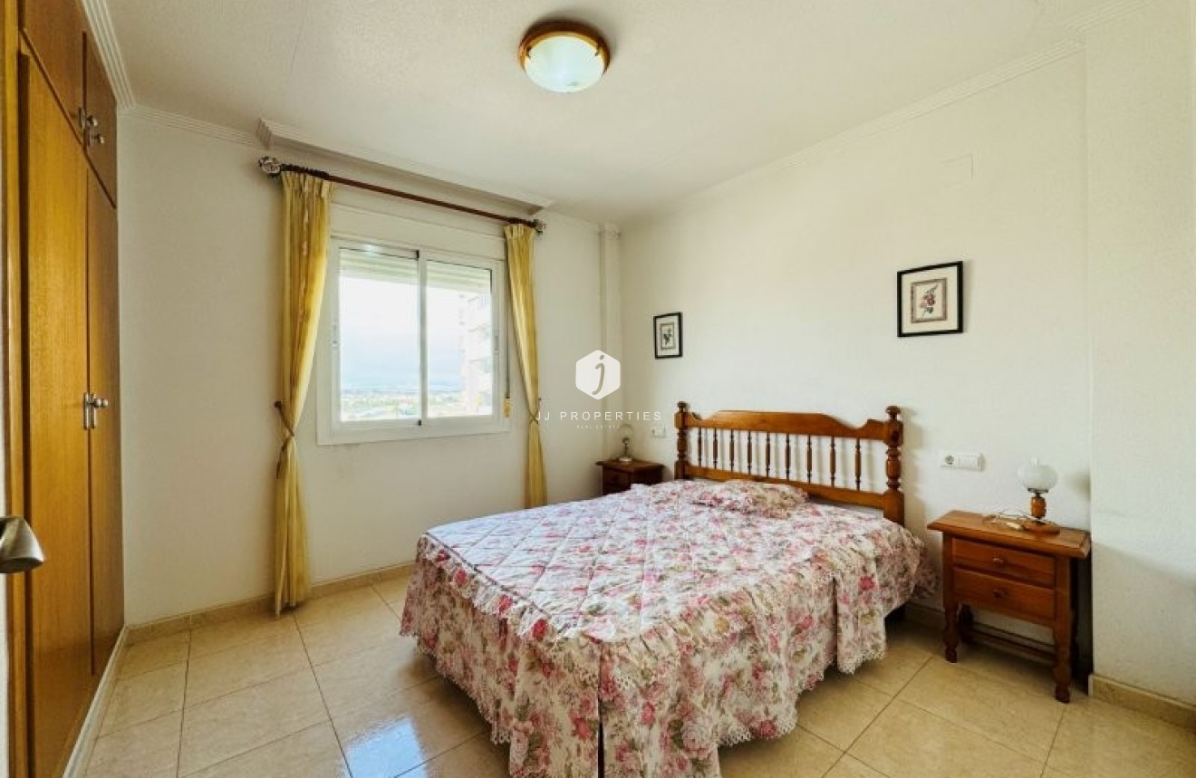 Resale - Apartment / flat -
Torrevieja - Costa Blanca