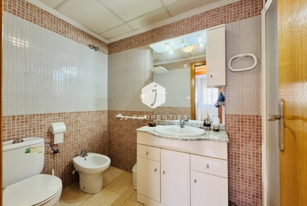 Resale - Apartment / flat -
Torrevieja - Costa Blanca