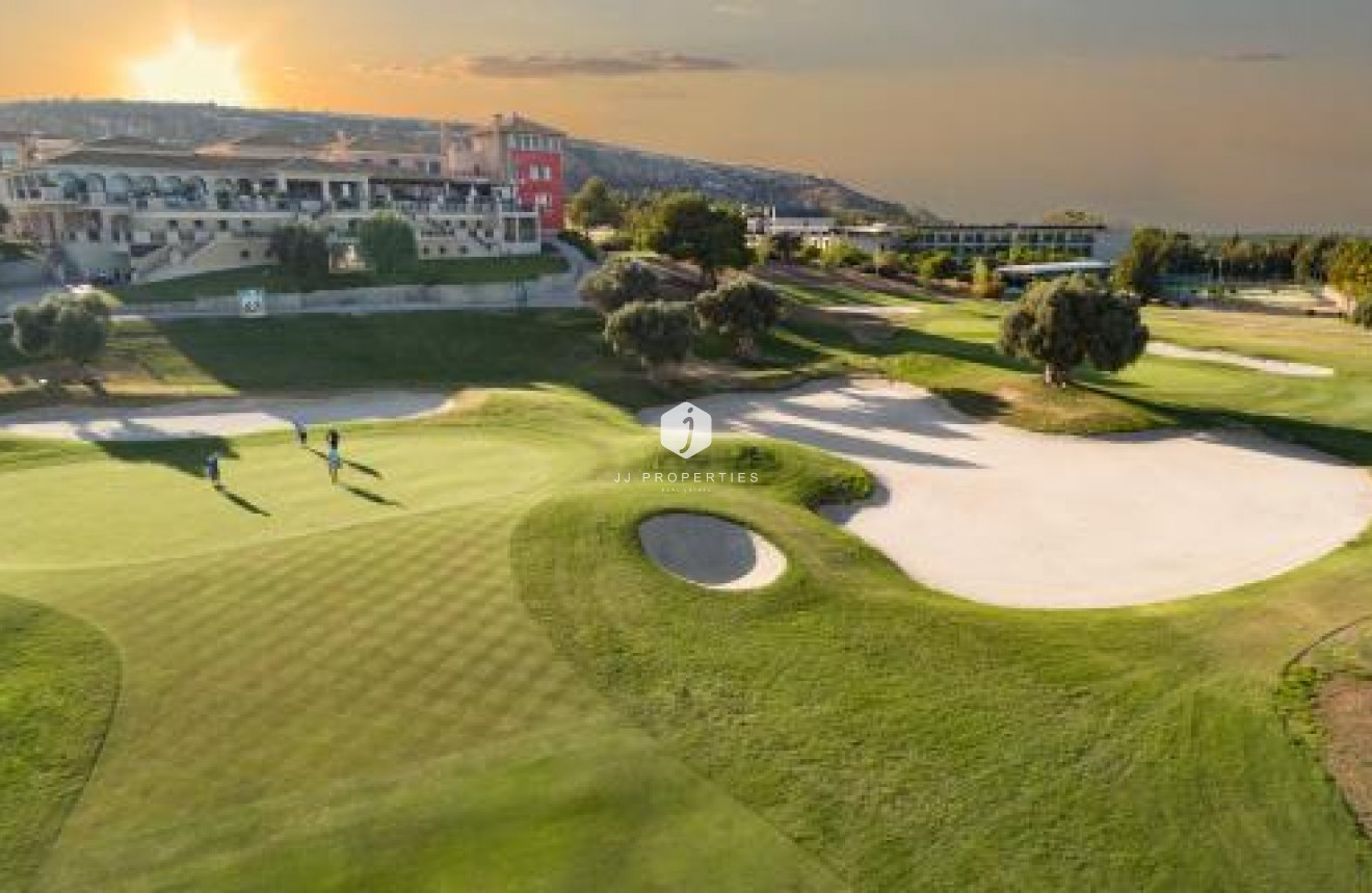 Aus zweiter Hand - Villa -
Algorfa - Inland