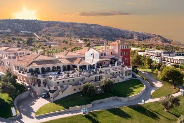 Aus zweiter Hand - Villa -
Algorfa - Inland