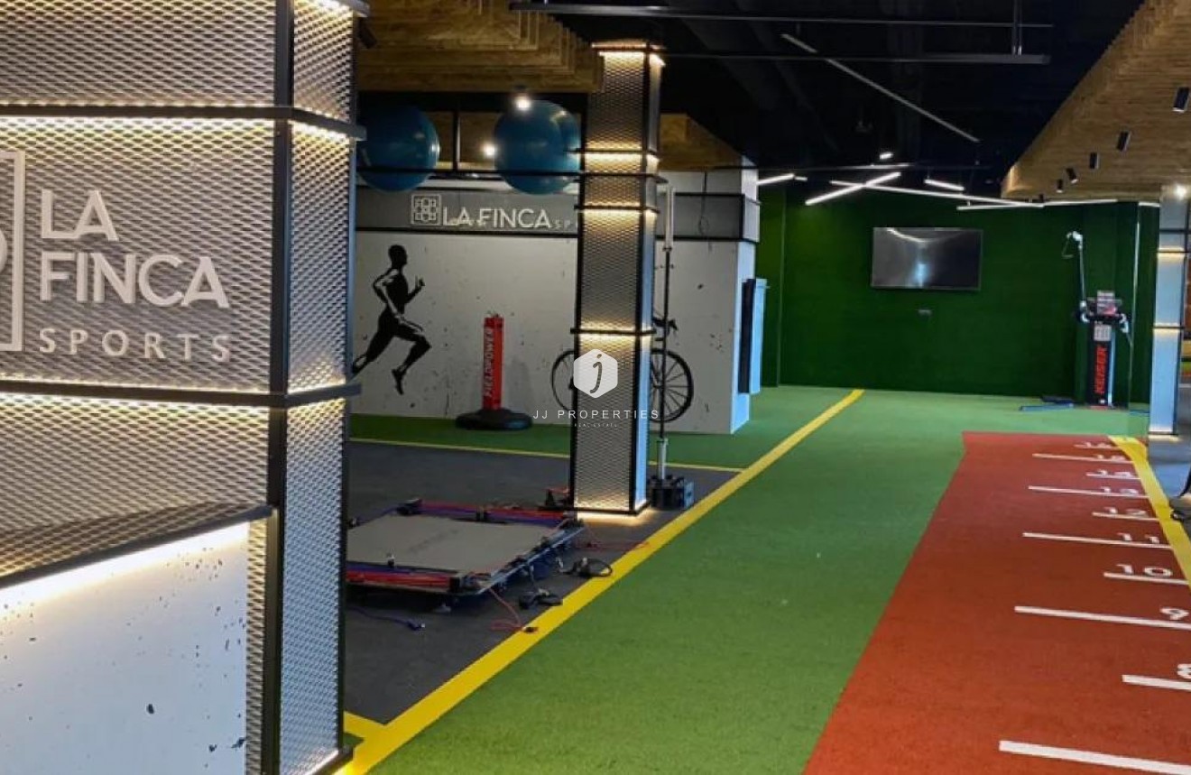 Aus zweiter Hand - Villa -
Algorfa - Inland