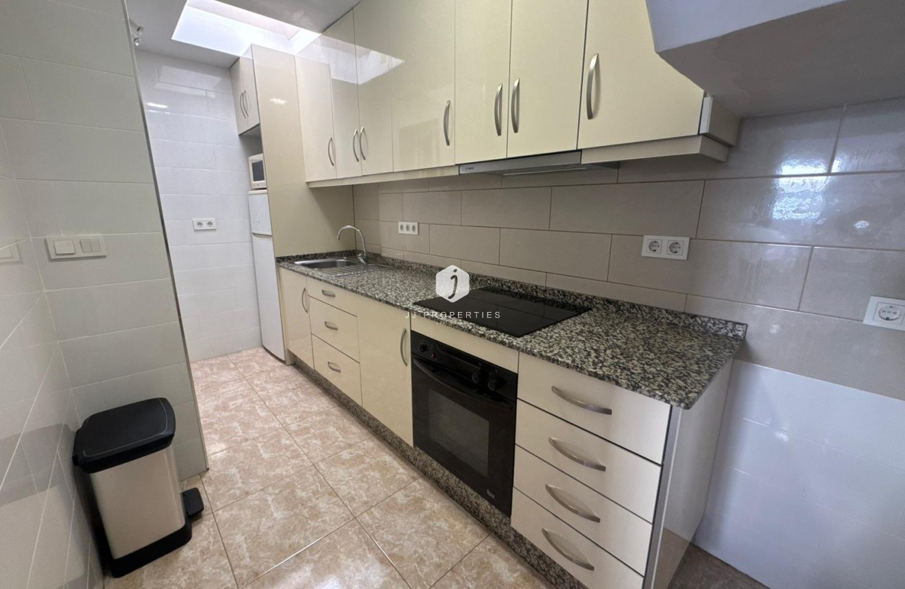 Z drugiej ręki - Bungalow -
Torrevieja - Costa Blanca