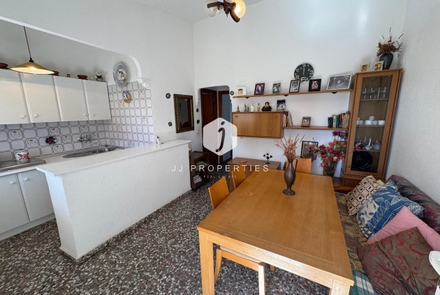Resale - Chalet -
Torrevieja - Costa Blanca