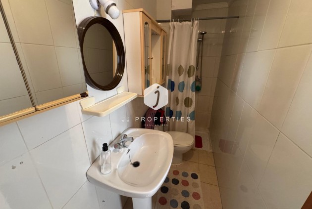 Resale - Chalet -
Torrevieja - Costa Blanca