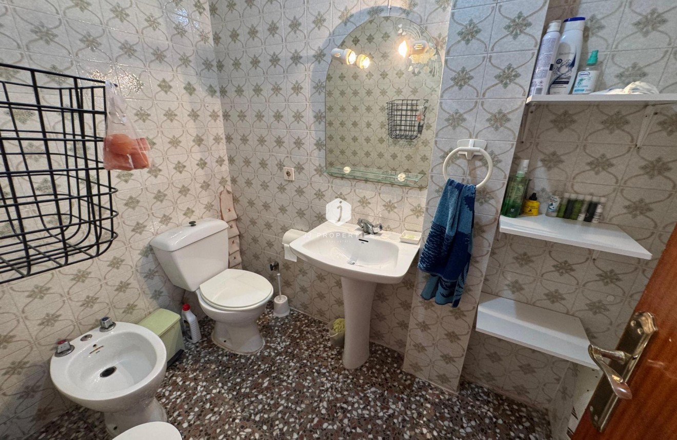 Resale - Chalet -
Torrevieja - Costa Blanca