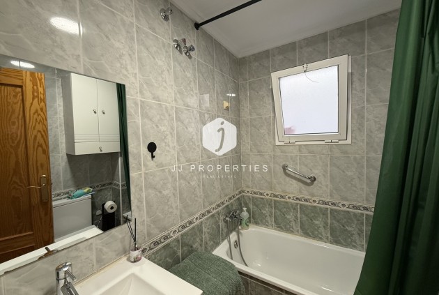 Resale - Apartment / flat -
Torrevieja - Costa Blanca