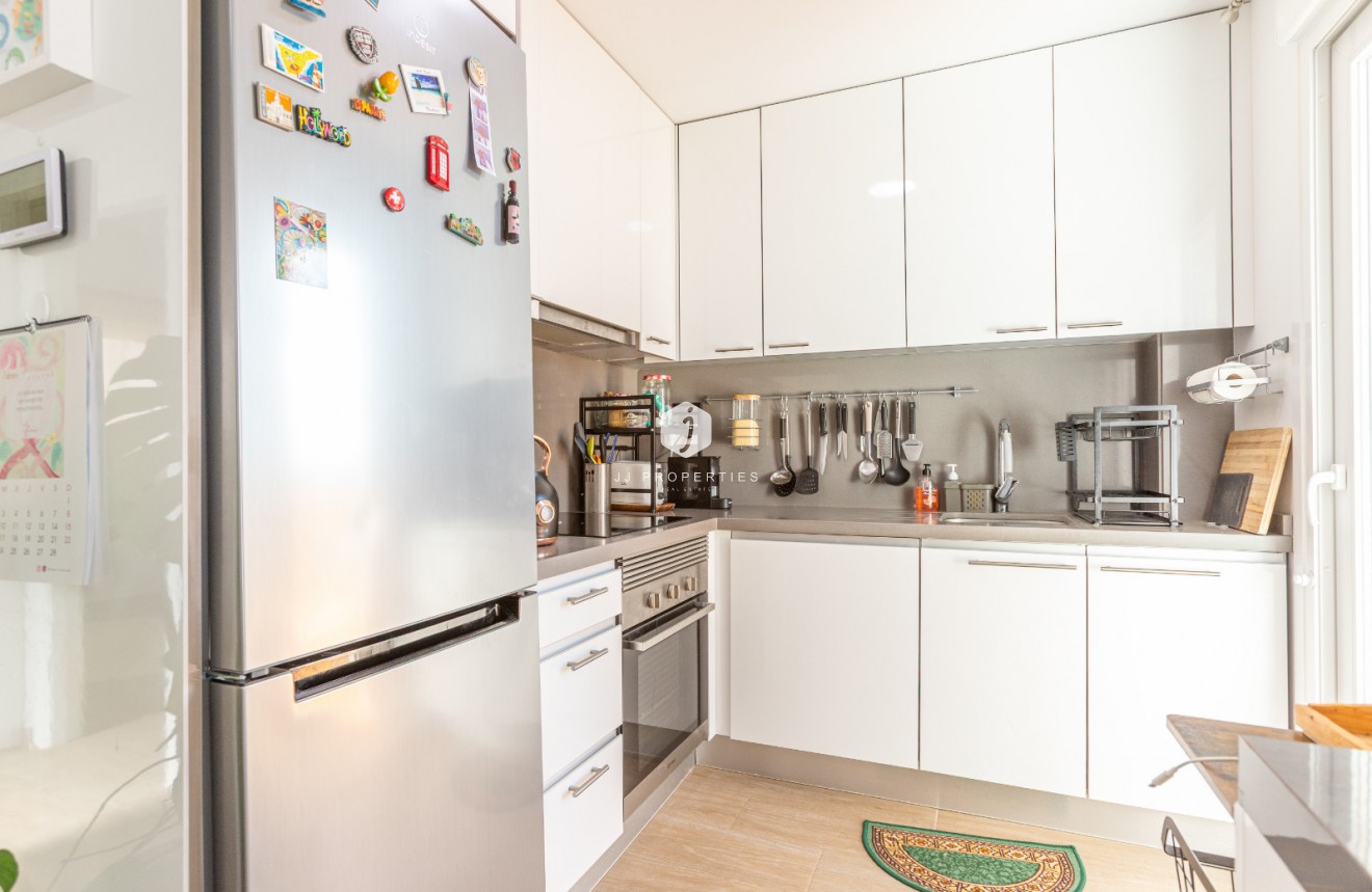 Resale - Apartment / flat -
Torrevieja - Costa Blanca