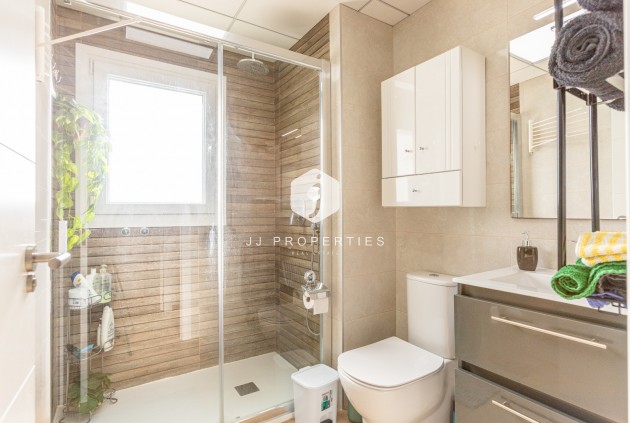 Resale - Apartment / flat -
Torrevieja - Costa Blanca