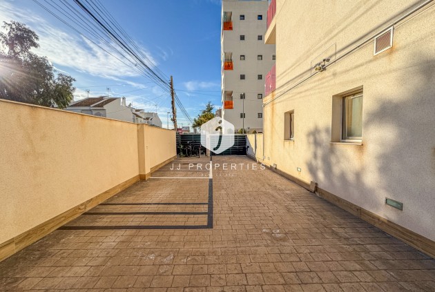 Resale - Apartment / flat -
Torrevieja - Costa Blanca