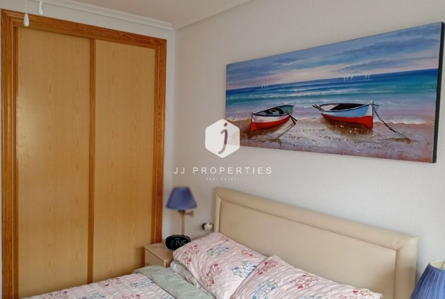 Resale - Apartment / flat -
Daya Vieja - Costa Blanca