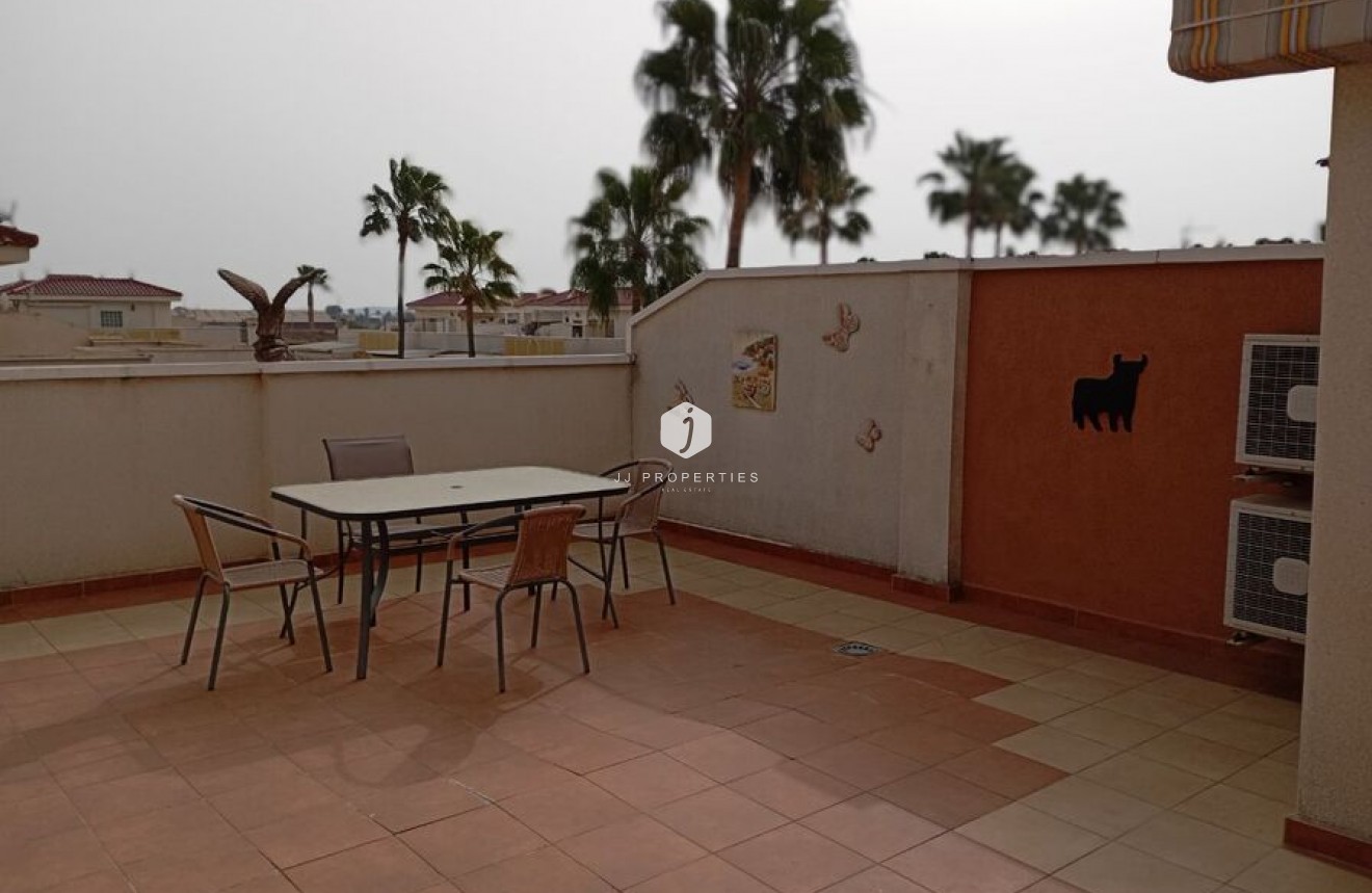 Resale - Apartment / flat -
Daya Vieja - Costa Blanca
