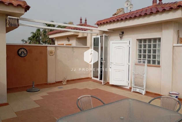 Resale - Apartment / flat -
Daya Vieja - Costa Blanca