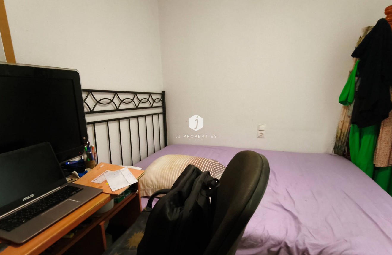 Resale - Apartment / flat -
Torrevieja - Estacion de autobuses