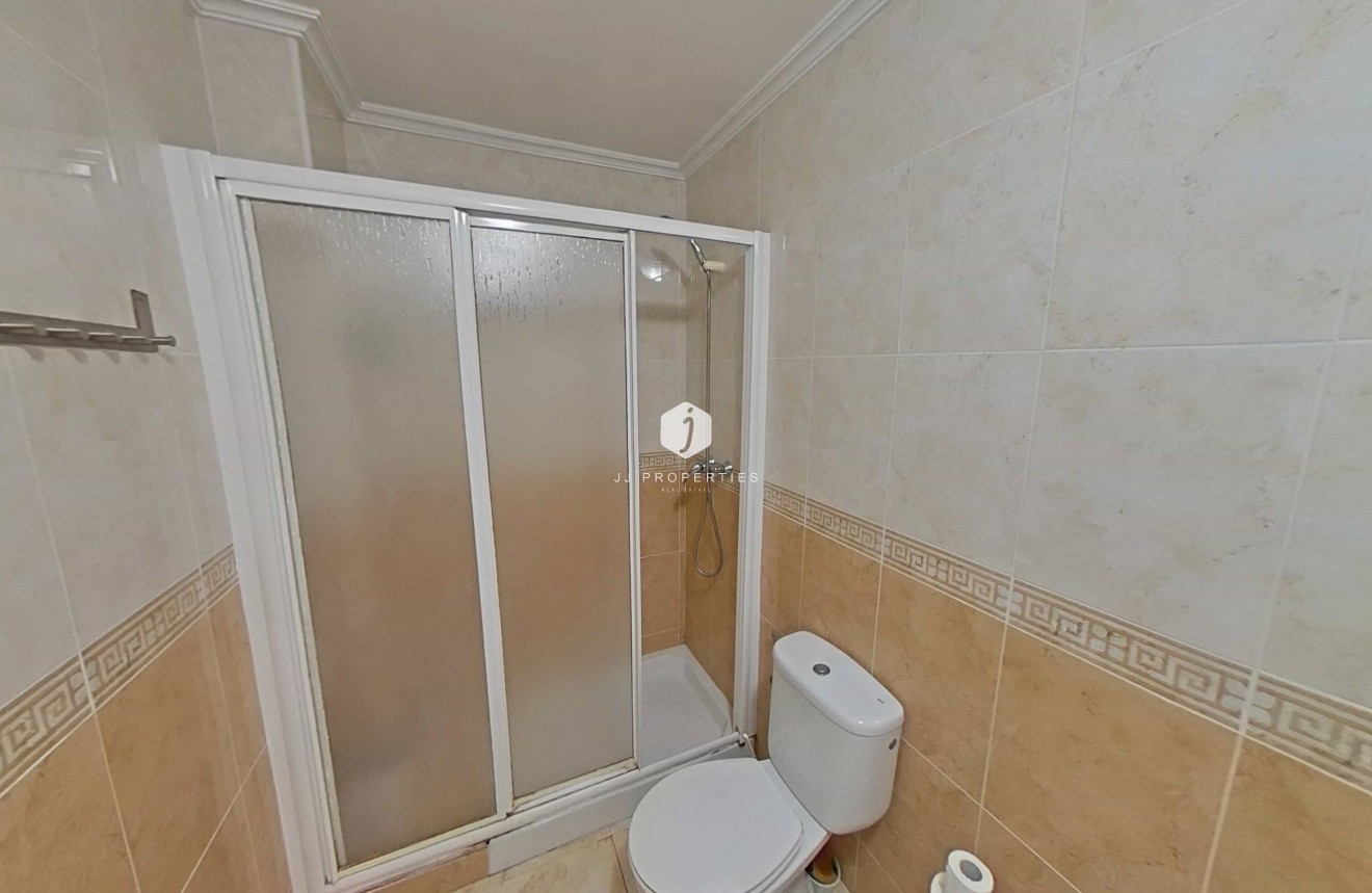 Resale - Apartment / flat -
Torrevieja - Estacion de autobuses