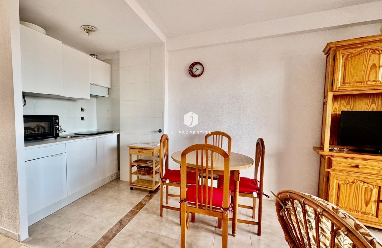 Resale - Apartment / flat -
Torrevieja - Cabo cervera