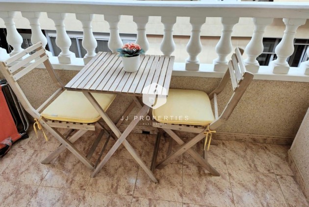 Resale - Apartment / flat -
Torrevieja - Estacion de autobuses