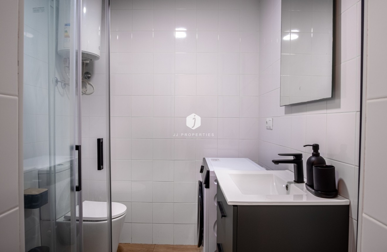 Resale - Apartment / flat -
Torrevieja - Costa Blanca